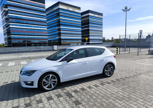 Seat Leon cena 54900 przebieg: 120100, rok produkcji 2014 z Wyszogród małe 407